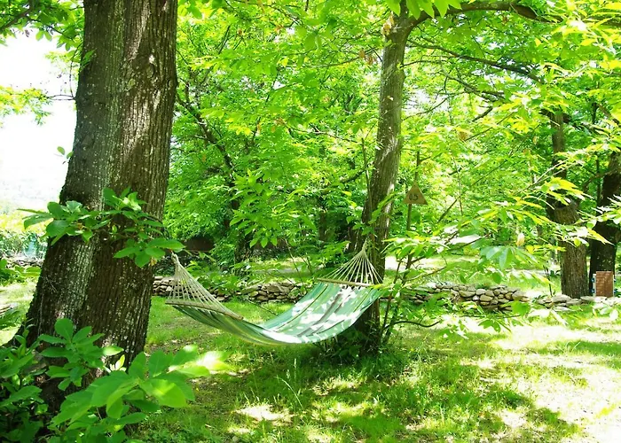 Camping La Châtaigneraie Gravieres